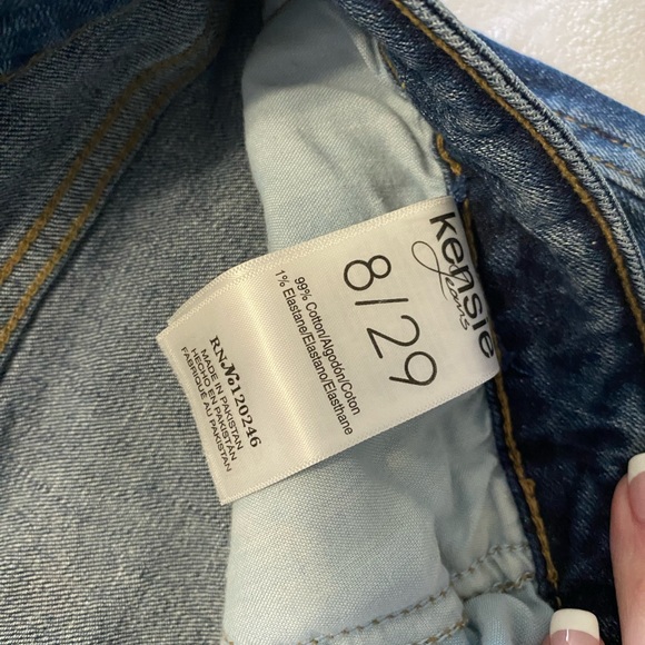 Kensie -8/29 - Picture 2 of 2